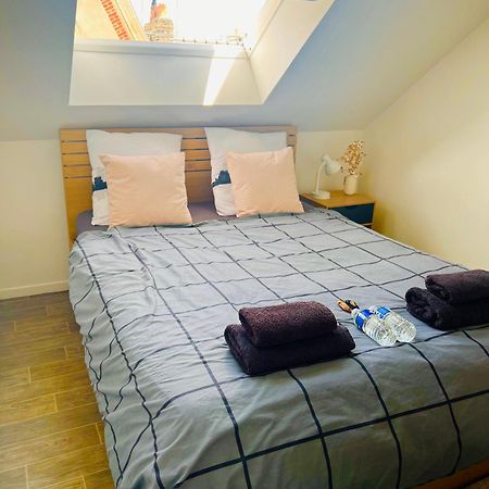 Superbe Appartement Tres Calme Et Confortable Reims Exterior photo